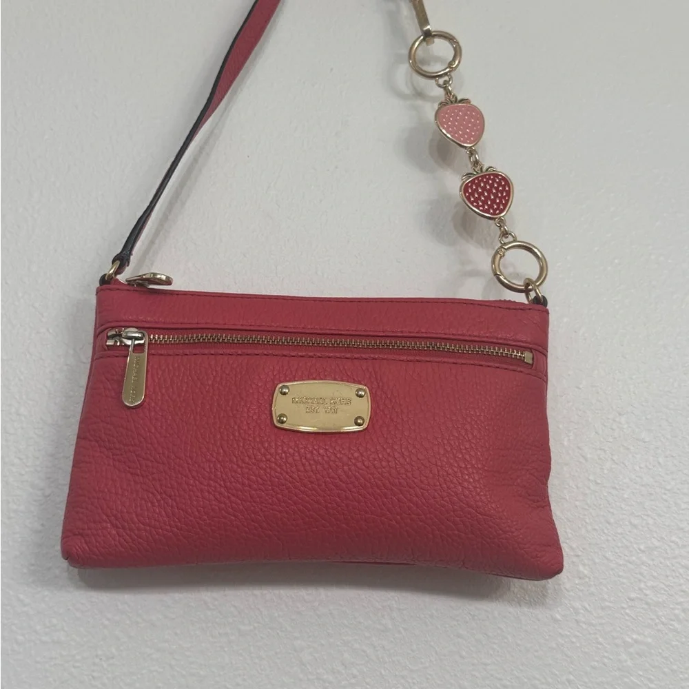 🍓🍓🍓Michael Kors Red Leather shoulder Bag